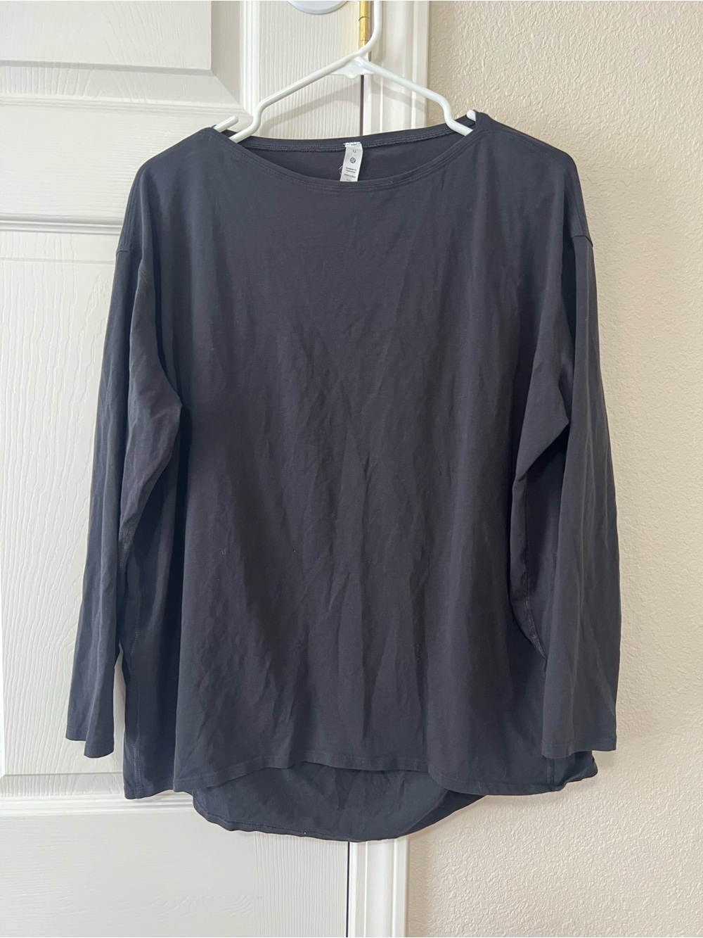 Lululemon Back In Action Black Pima Cotton Long Sleeve Top Size 12 LW3CE0S